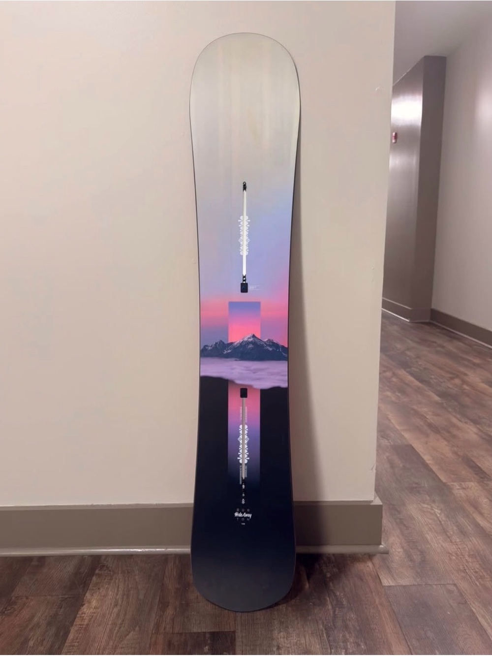 Brand new, Burton Gradient Mountain Snowboard